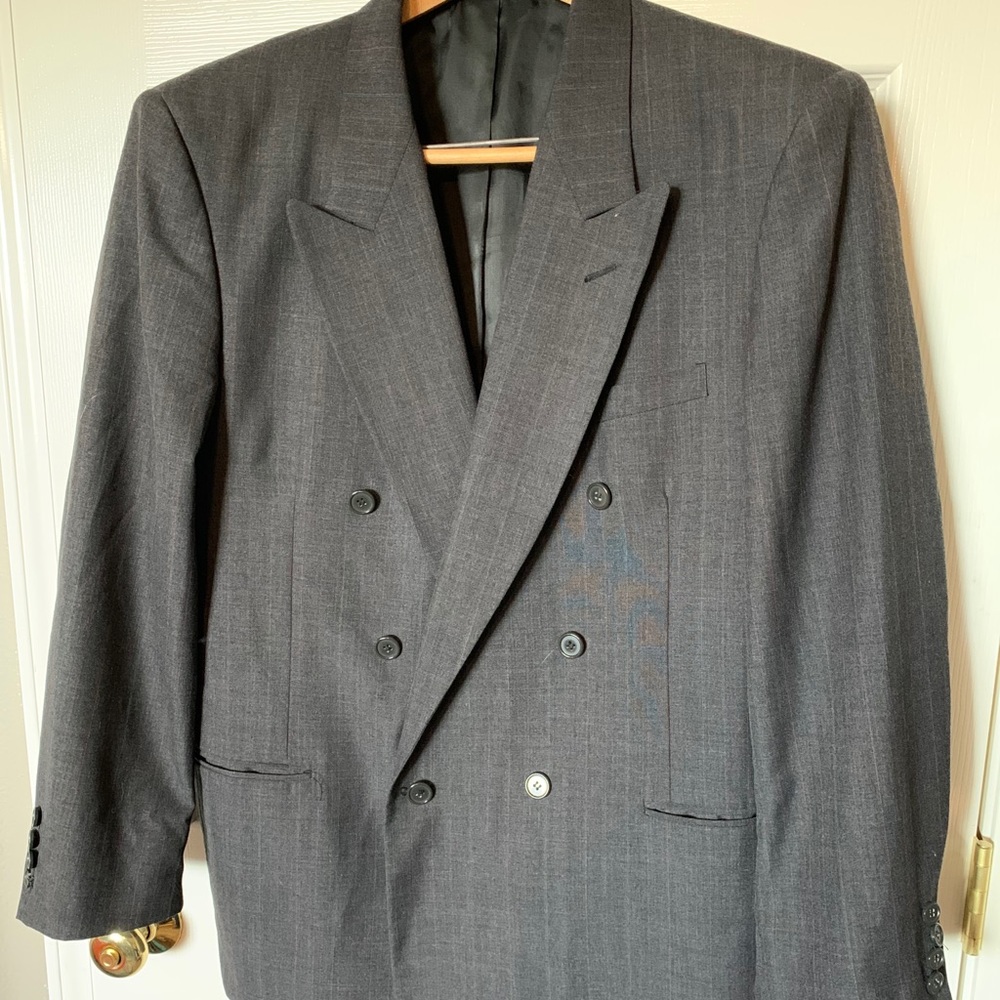 Men’s double breasted blazer